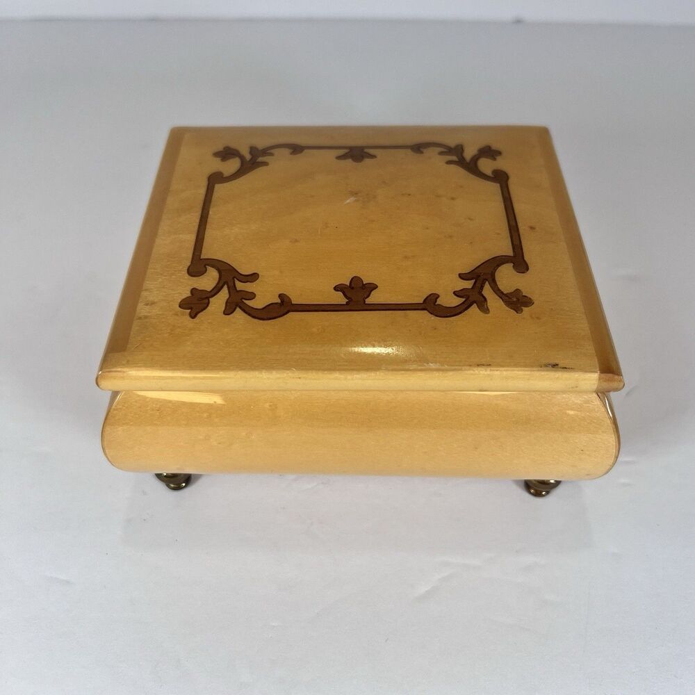 VTG Jewelry Music Box For Rings Made In Italy 4.5” San Francisco Music‎ Box Co.